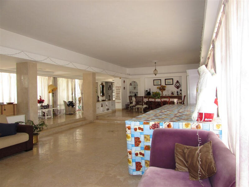 4 bedroom Villa for sale