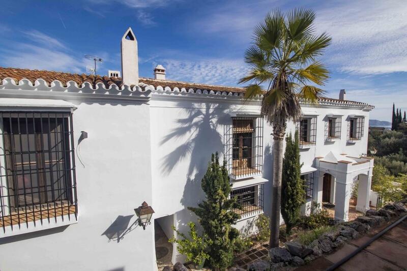 Villa for sale in Torrox, Málaga