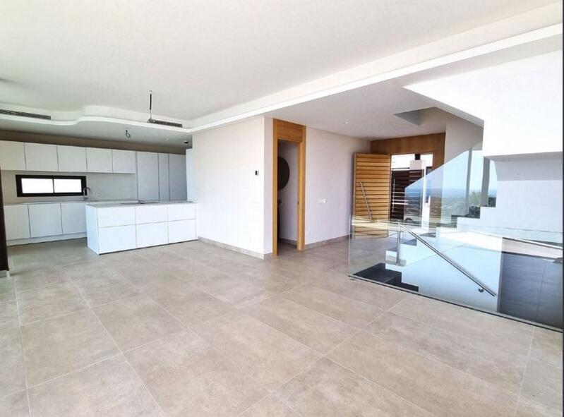 4 slaapkamer Villa Te koop