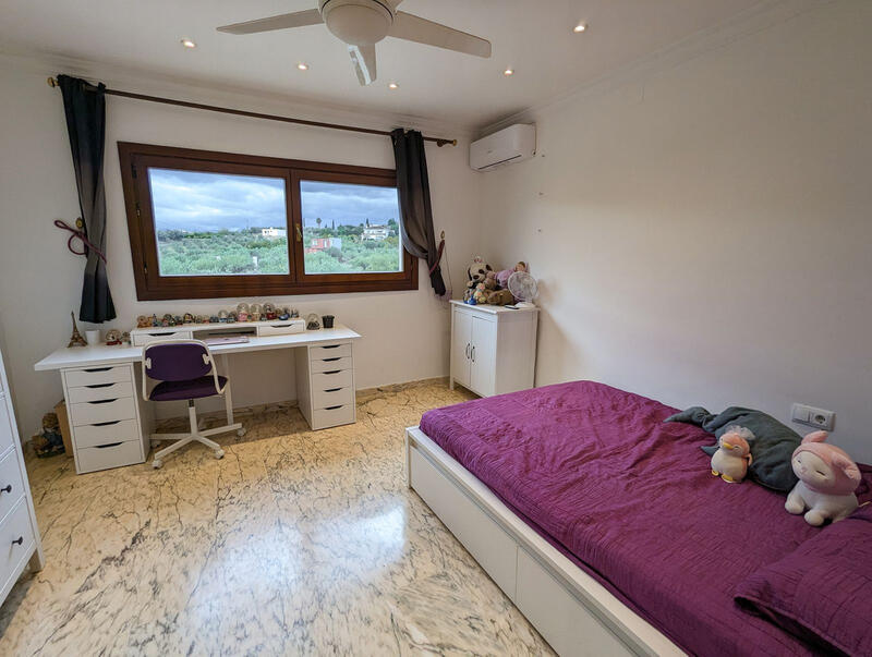 4 Cuarto Villa en venta