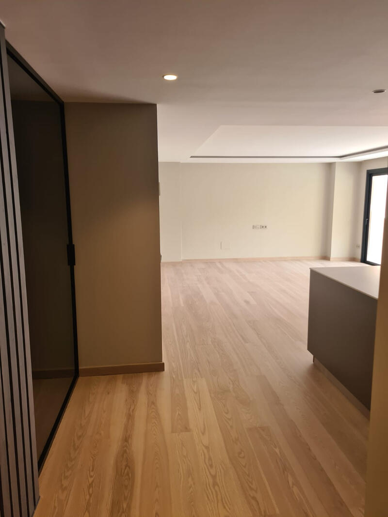 4 Schlafzimmer Appartement zu verkaufen