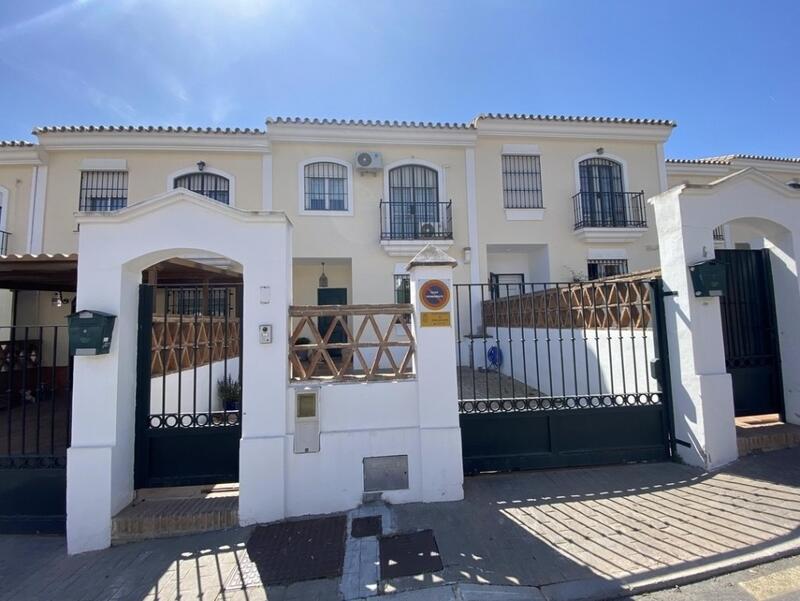 Maison de Ville à vendre dans Benalmadena, Málaga