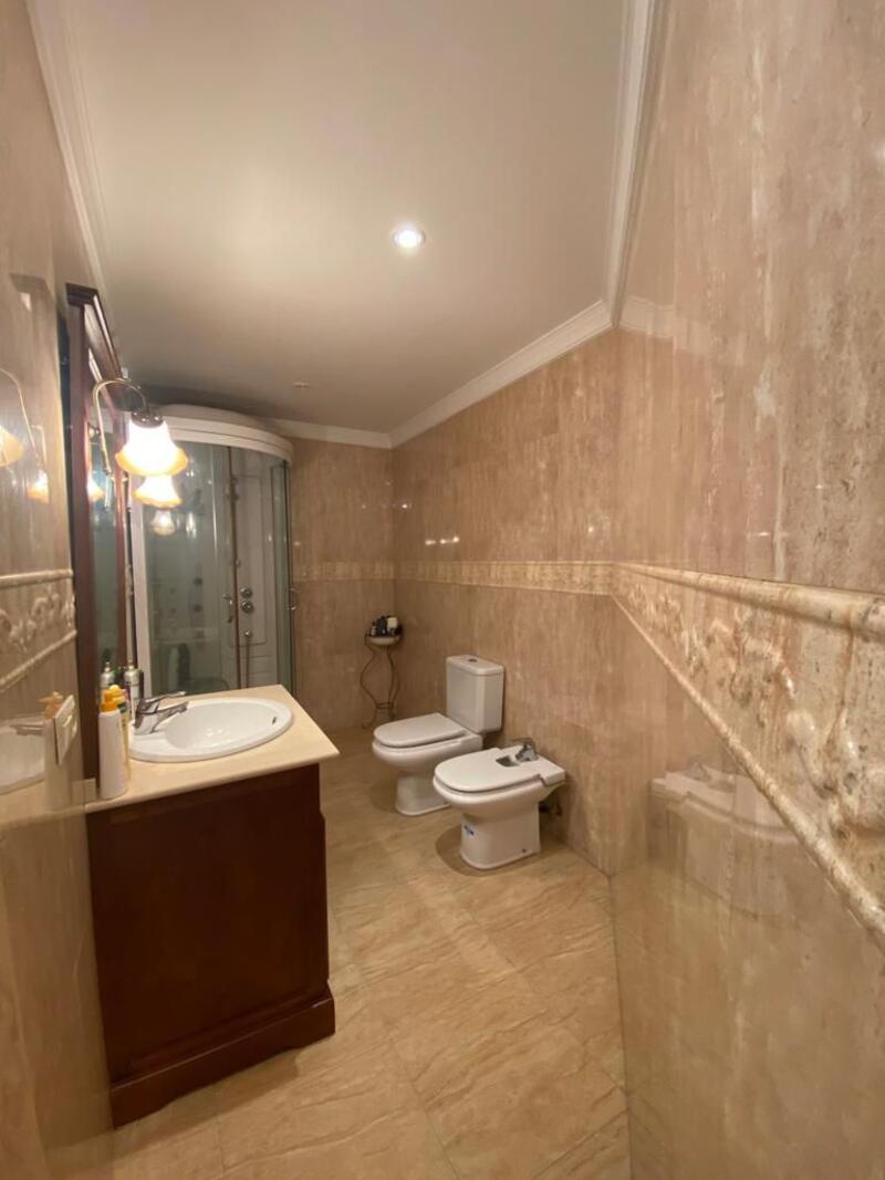 5 Cuarto Villa en venta