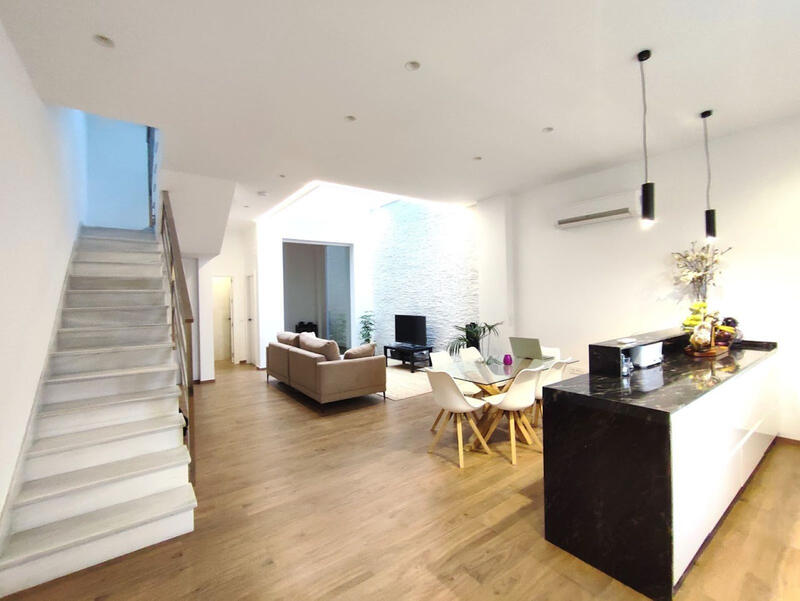 3 Schlafzimmer Stadthaus zu verkaufen