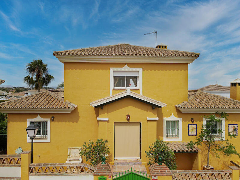 Villa til salg i Coin, Málaga