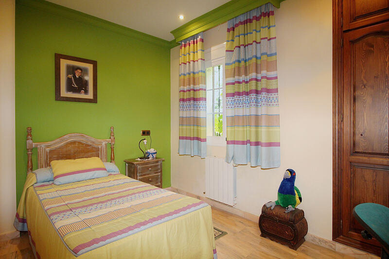 6 Cuarto Villa en venta