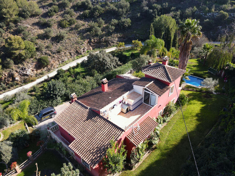 6 Cuarto Villa en venta
