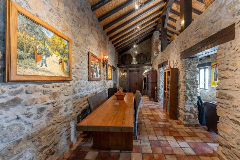13 bedroom Villa for sale