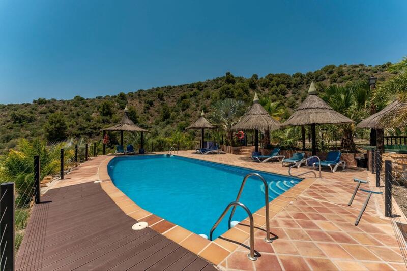 13 bedroom Villa for sale