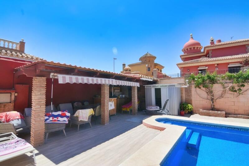 6 Schlafzimmer Villa zu verkaufen