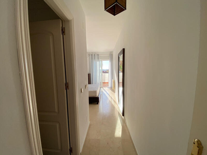 2 slaapkamer Appartement Te koop