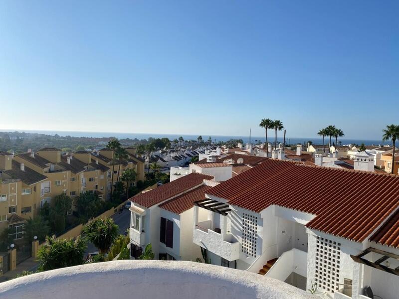 Lejlighed til salg i Estepona, Málaga