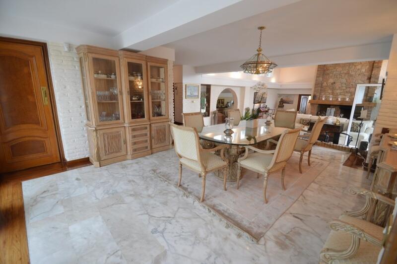 4 bedroom Villa for sale