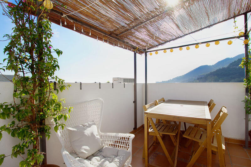 3 bedroom Townhouse for sale