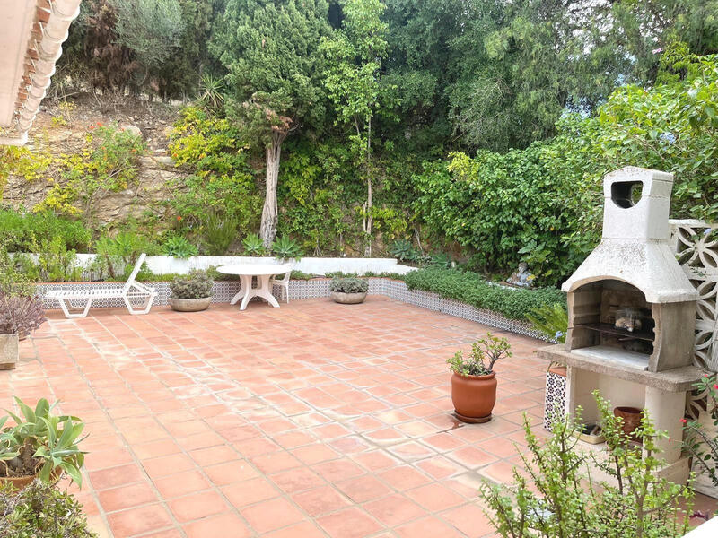 4 Cuarto Villa en venta