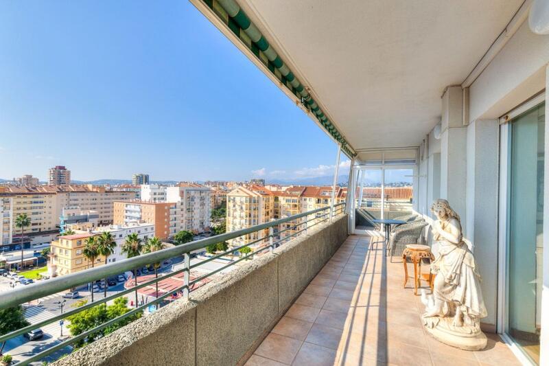 4 bedroom Apartment for sale