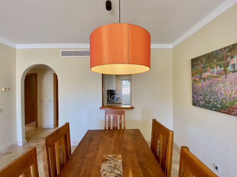 2 slaapkamer Appartement Te koop