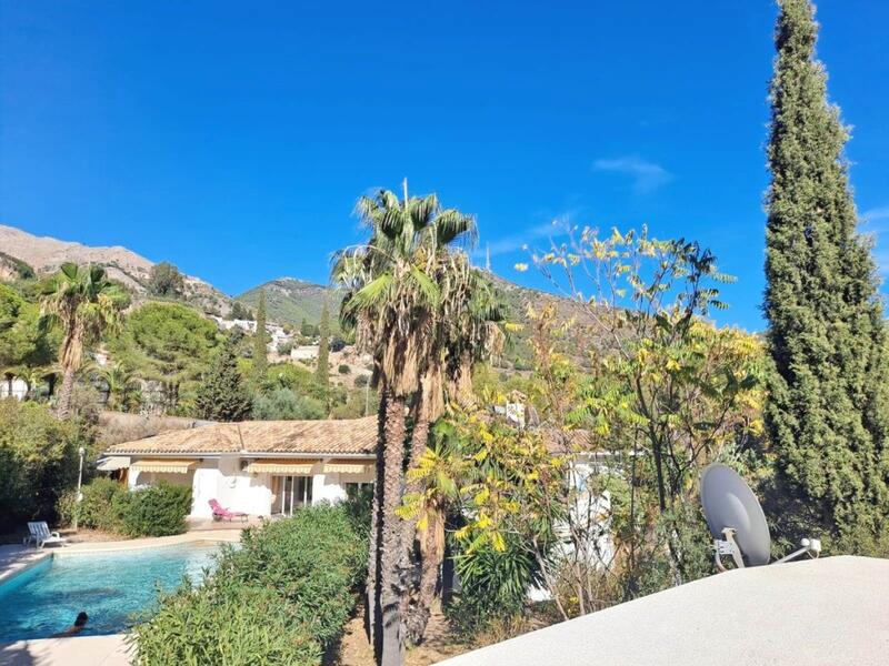 Landsted til salg i Mijas, Málaga