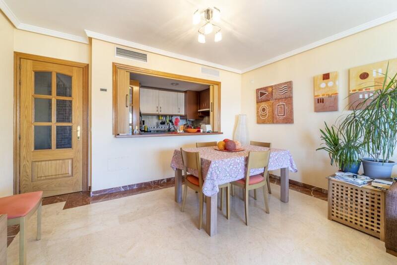 2 slaapkamer Appartement Te koop