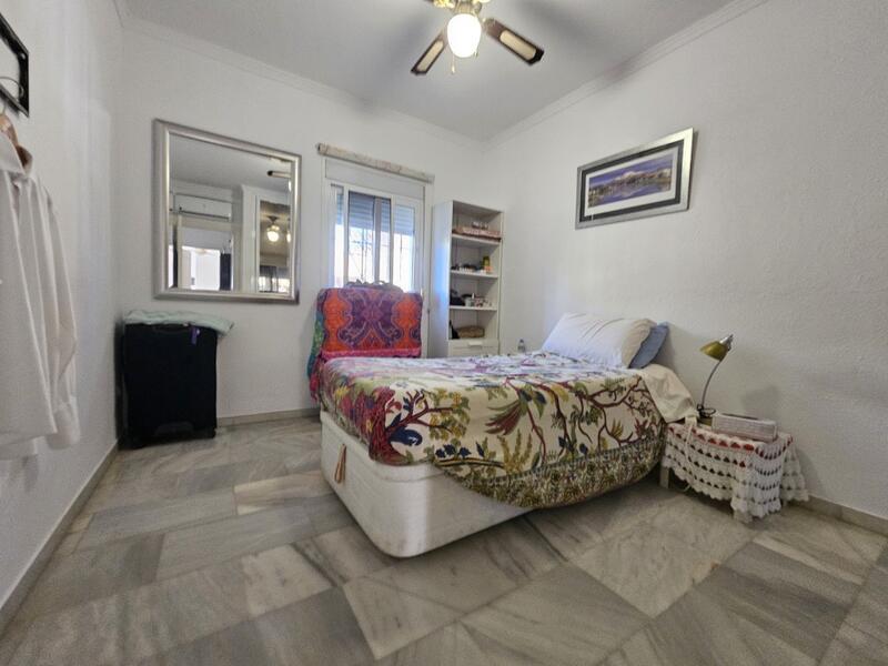 4 Cuarto Adosado en venta