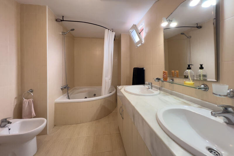 3 chambre Appartement à vendre