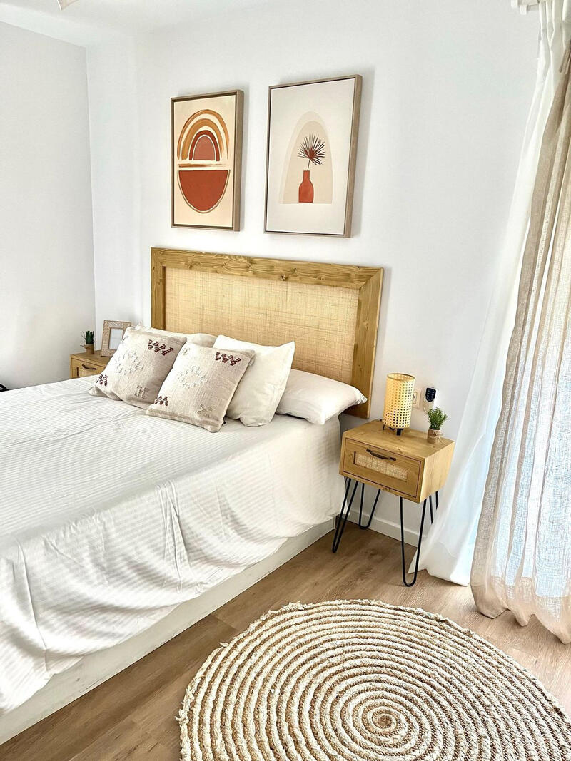 2 slaapkamer Gezinswoning Te koop