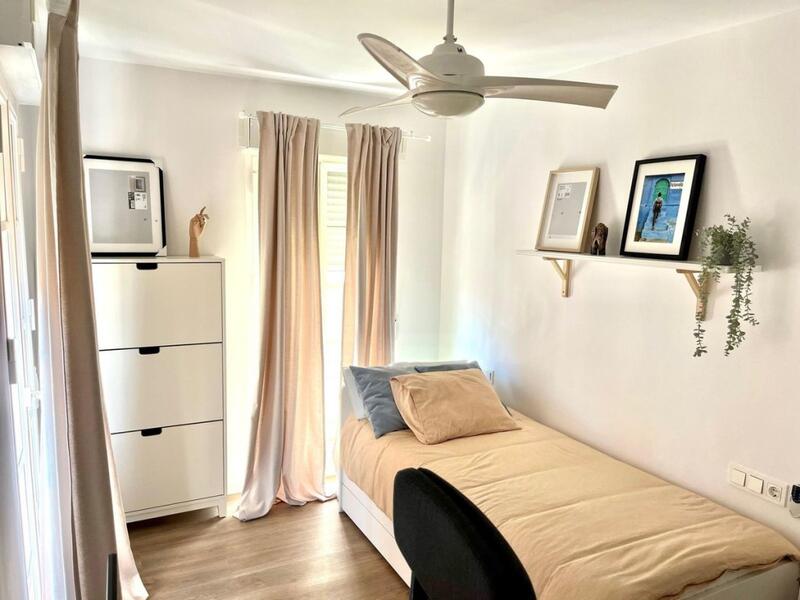 2 slaapkamer Gezinswoning Te koop