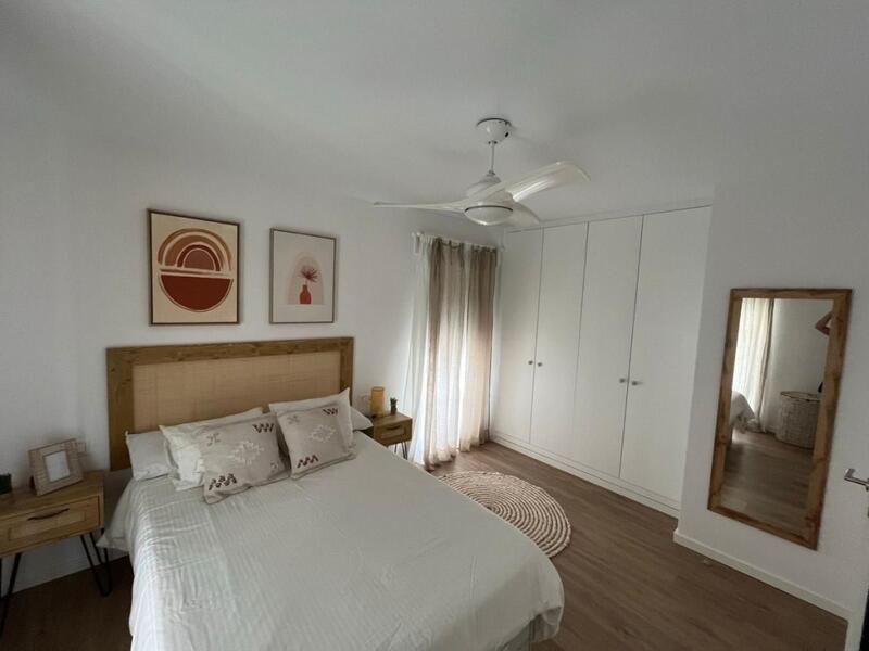 2 slaapkamer Gezinswoning Te koop