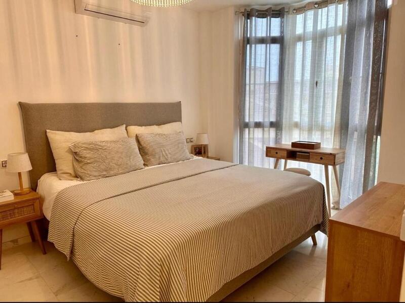 4 Schlafzimmer Stadthaus zu verkaufen