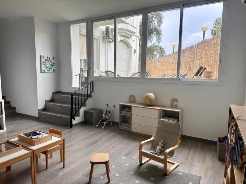 4 Schlafzimmer Stadthaus zu verkaufen