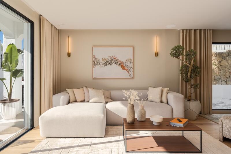 4 bedroom Townhouse for sale