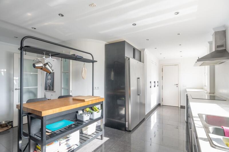 7 bedroom Villa for sale