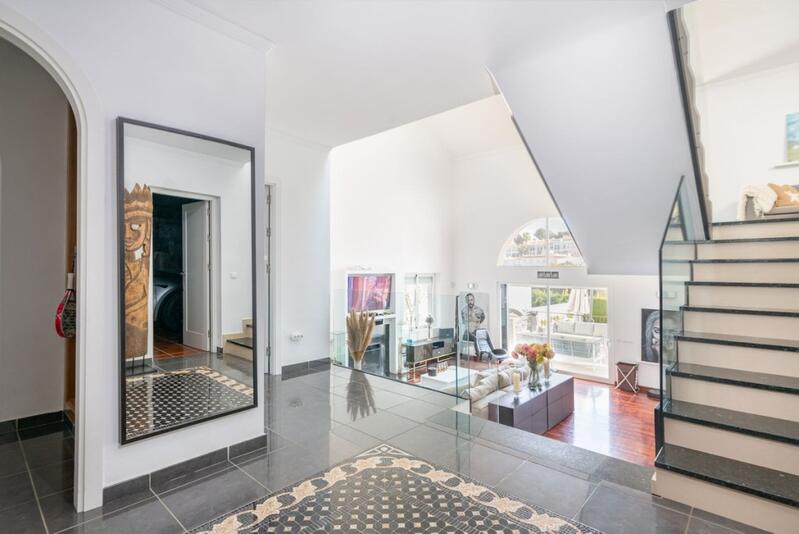 7 bedroom Villa for sale