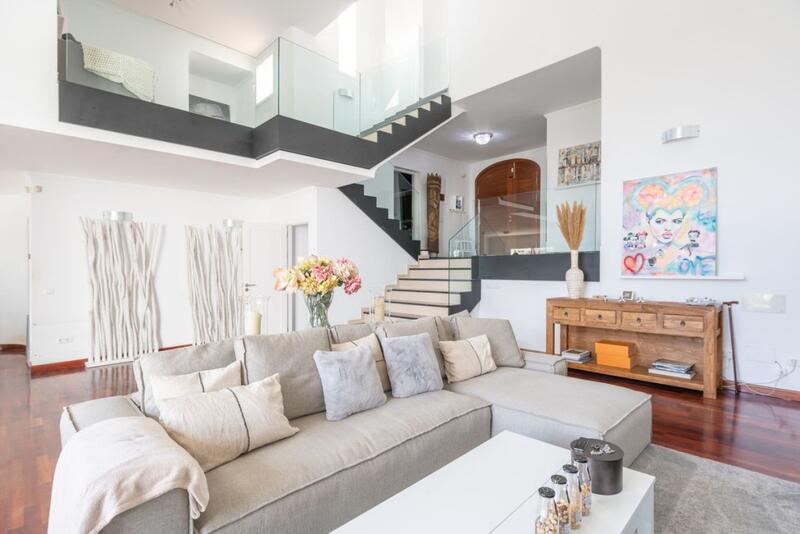 7 bedroom Villa for sale