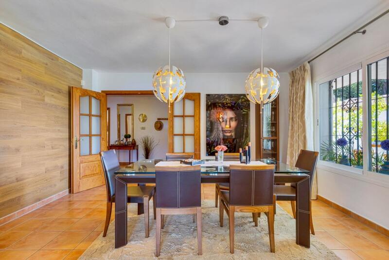 4 slaapkamer Villa Te koop