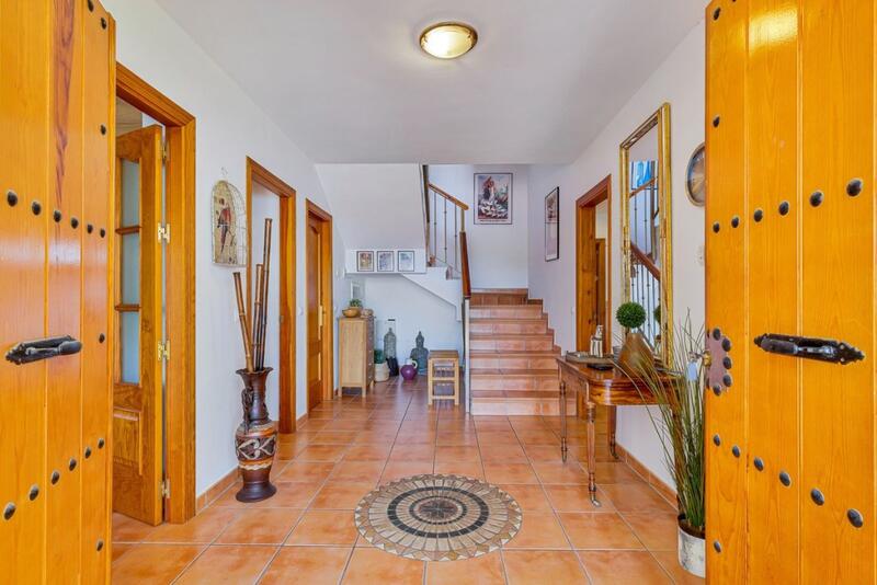 4 slaapkamer Villa Te koop