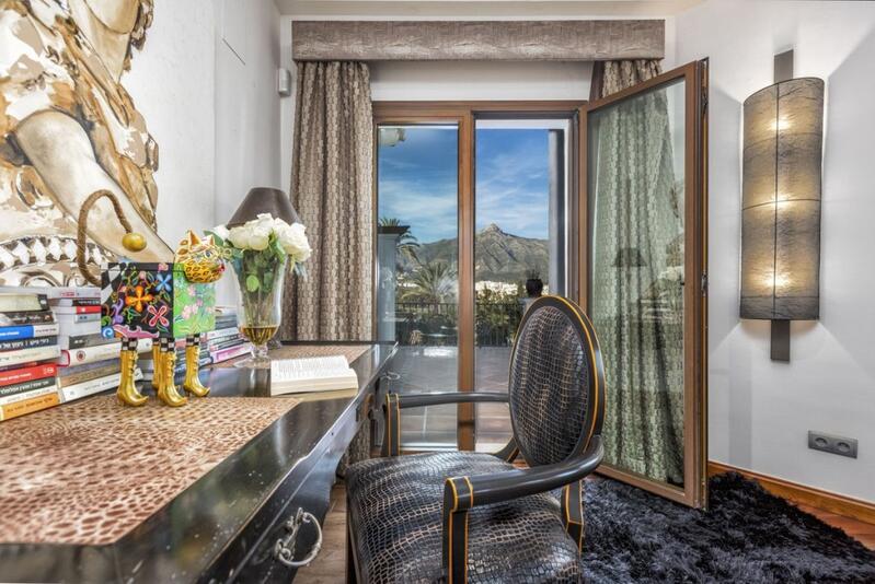 6 chambre Villa à vendre