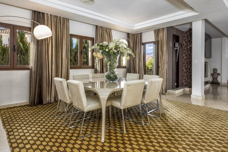 6 chambre Villa à vendre