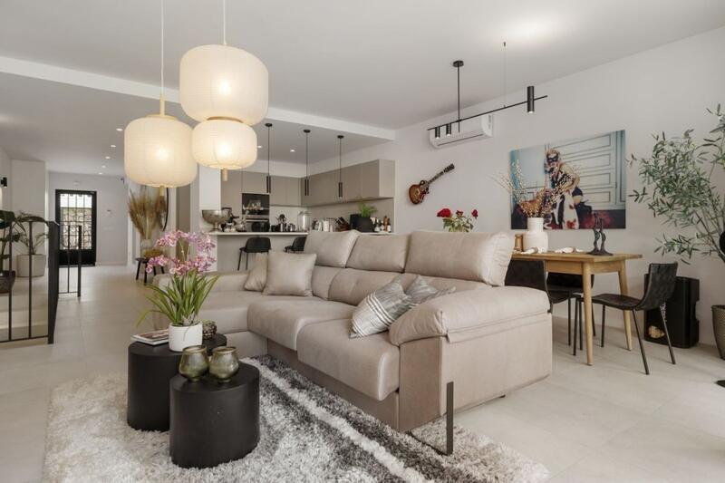 4 sovrum Radhus till salu