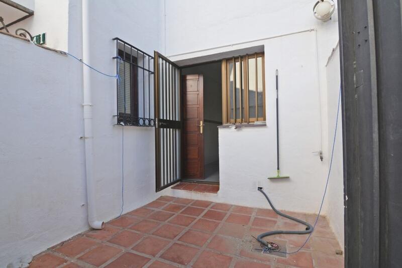 3 slaapkamer Gezinswoning Te koop