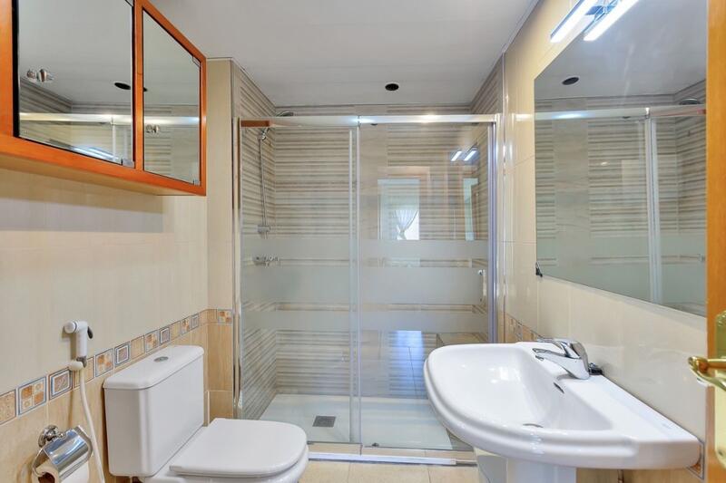 3 bedroom Apartment for sale