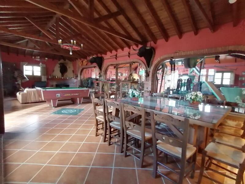 4 Cuarto Casa de Campo en venta