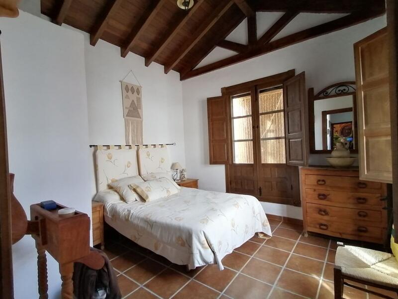 4 Cuarto Casa de Campo en venta