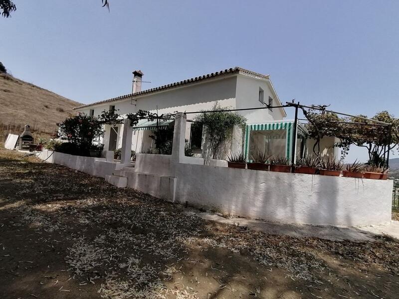4 Cuarto Casa de Campo en venta