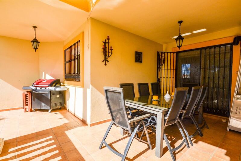 5 bedroom Villa for sale