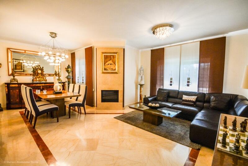 5 bedroom Villa for sale