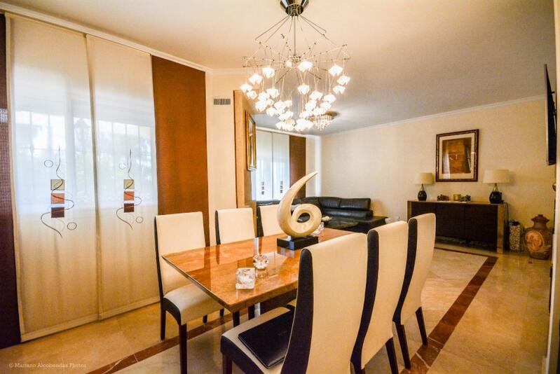 5 bedroom Villa for sale