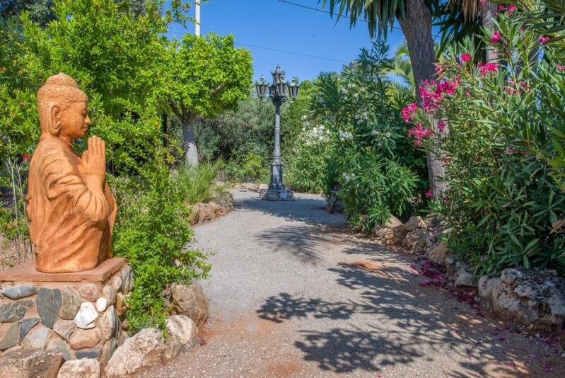 7 bedroom Villa for sale
