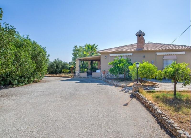 7 bedroom Villa for sale