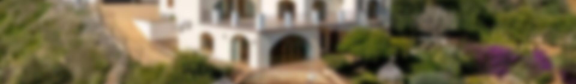 5 bedroom Villa for sale